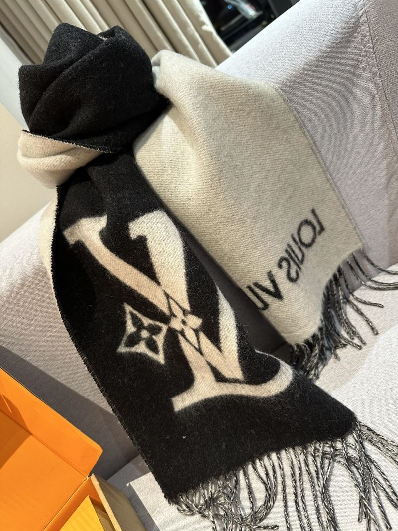 Louis Vuitton Scarf